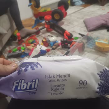 Fibril Islak Mendil Pişik Yaptı