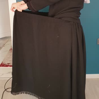 Feyzayalcinkayadesigns (Instagram) Ürünleri Sitede Görünenle Aynı Gelmiyor!