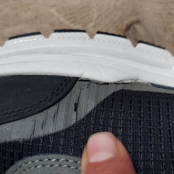 Skechers Ve Samuray Sport Arızalı Ürün İçin Çok Uğraştırdılar