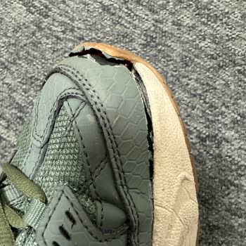 Skechers Aldığım Ayakkabı Dağılıyor