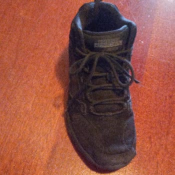 Trendyol Sketchers'tan Alınan Ayakkabının 2 Ayda Yandan Açılması