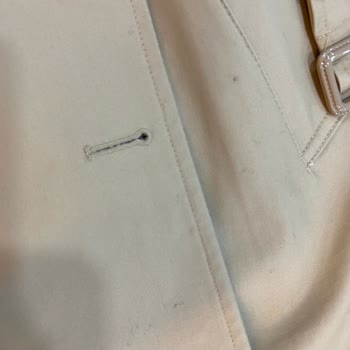 Dry Center Kuru Temizleme Yeni Trençkotumda Yırtık Ve Tüylenme!