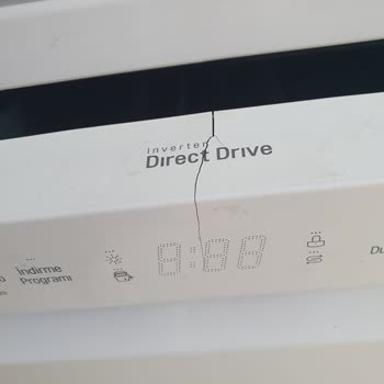 LG Marka Materyali Kötü Dayanıksız