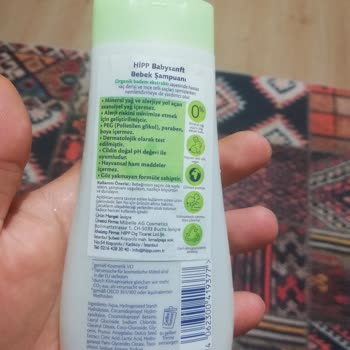 Irrtümliche Werbung für HiPP Babysanft Baby Shampoo, 'brennt nicht in den Augen'