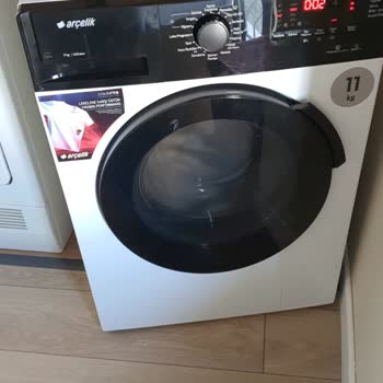 Arçelik 11140 M Yeni Çamaşır Makinesi Sıkıntılı.