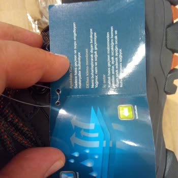 Deichmann Su Ve Soğuk Geçirmez Yazan Ürünün Su Ve Soğuk Geçirmesi