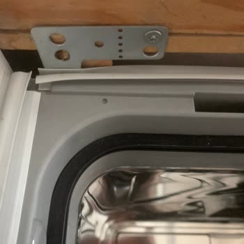 Bosch Servisi Hiçbir Şey Yapmadan Para Alıyor