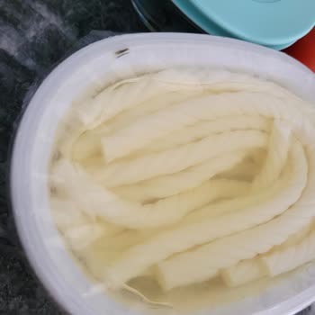 Muratbey Burgu Peynirden Kirpik Çıktı