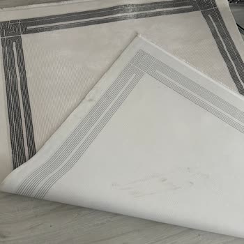 Altın Halı Yıkama Halıları Yıkamıyor Ve Fazla Para Alıyor