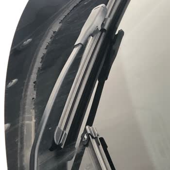 BMW Ön Cam Fitil Kroniği