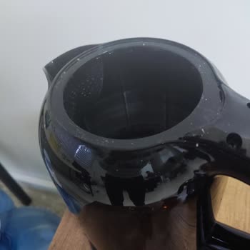 Sinbo Çay Makinesi Hazır Su Kullanmama Rağmen Kireç Yapıyor