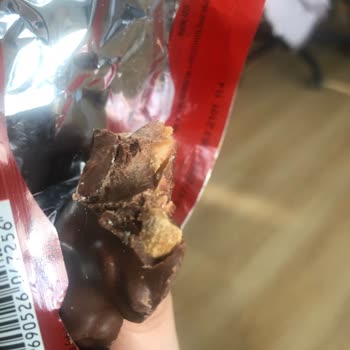 Hamilelikte Eti Canga Şoku: Çikolatada Plastik Tehlikesi