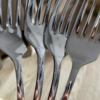 Karaca Züccaciye İlgisizliği Ve Sorumsuzluğu