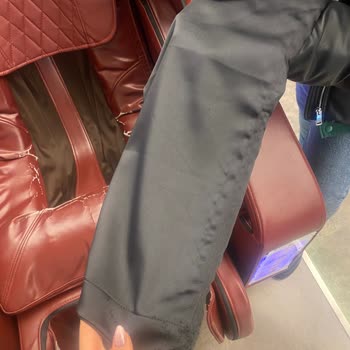 Bershka Yeni Satın Alınan Pantolonun Kısa Sürede Yırtılması