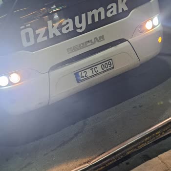 Özkaymak Turizm Şoför'ün Yolcuları Rahatsız Eden Davranışları Ve Saygısızlığı