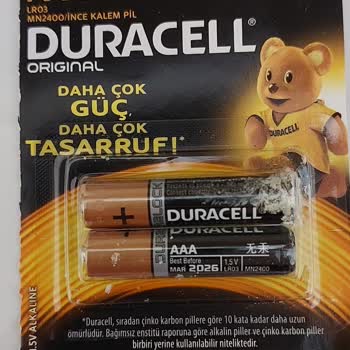 Paketinde Akan Pil Duracell