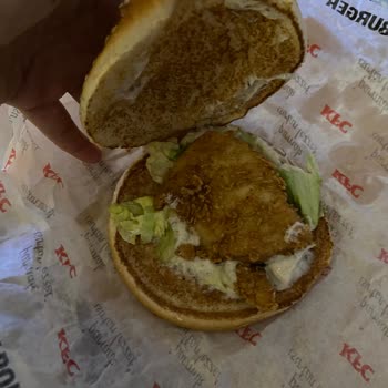 KFC Tavuk Burger Görsel İle Gelen Ürün Büyük Farkı
