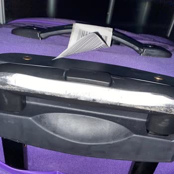 Pegasus Havayolu Şirketinin Kırmış Olduğu Ve Yenilemediği Valizim