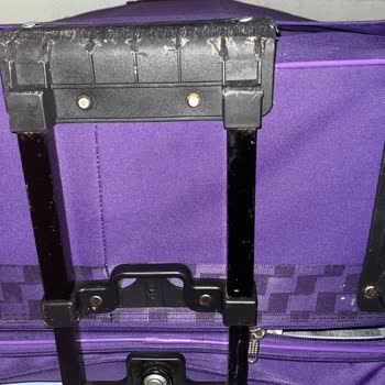 Pegasus Havayolu Şirketinin Kırmış Olduğu Ve Yenilemediği Valizim