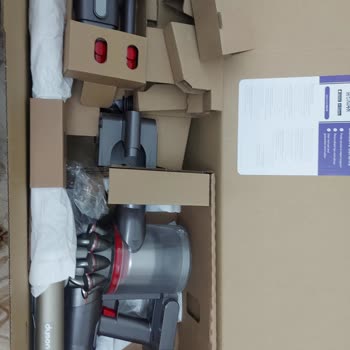 Media Markt Dyson V15 Süpürge Aldım V8 Ve Kullanılmış Ürün Gönderildi
