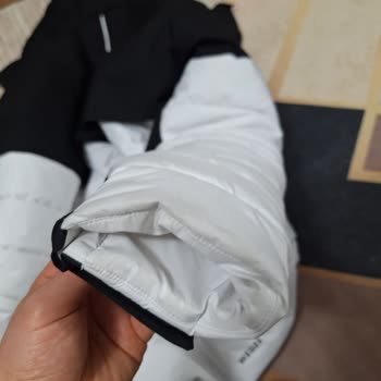 Decathlon Wedze Marka Mont Yıkanınca Beyaz Yerleri Leke Tuttu