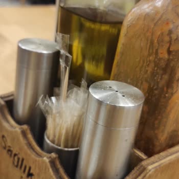 Piazza Green Salads Hijyen Sorunu