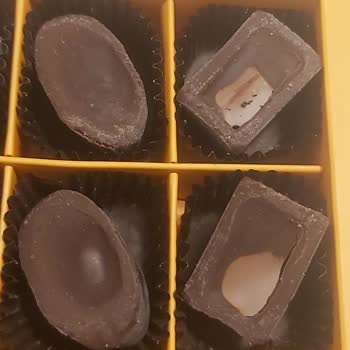 Migros'ta Satılan Bayat Çikolata