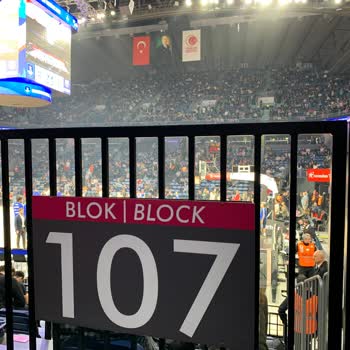 Anadolu Efes Spor Kulübü Haber Verilmeden Değiştirilen Bilet