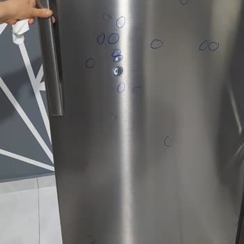 Samsung Buzdolabı Kapağında Göçük