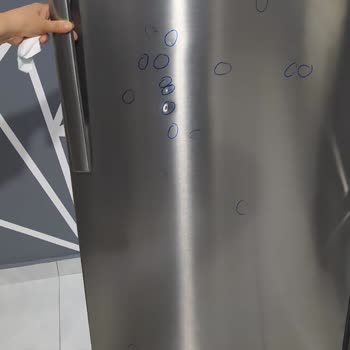 Samsung Buzdolabı Kapağında Göçük