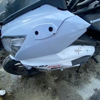 Yediemin Otoparkında Motosiklet Hasarı