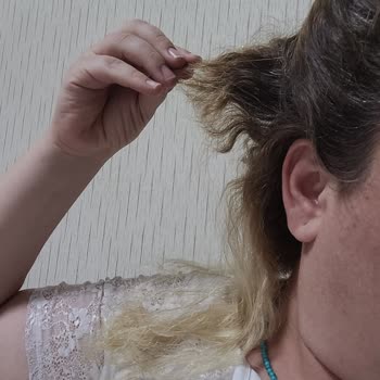 Fatih Zeybek Kuaför ve Güzellik Salonu Kuaförde Yaşanan Önemli Saç Bakımı Sorunu