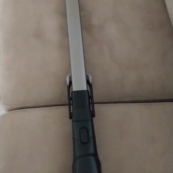 PHILIPS Ev Aletleri Philips Xc8349/01 Süpürge Borusunda Yer Alan Mandalin Kırılması