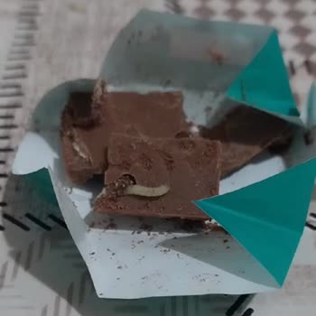 Ülker'in Çikolatasından Kurtçuk Çıktı
