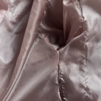 Diana Butik (Diana_pendik ) Kürk Üzerimde Toplasan 4-5 Saat Durmadı Paramparça Oldu.