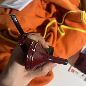 Lutvelizade 1 Kere Giydiğim Topuklu Ayakkabım Soyuldu