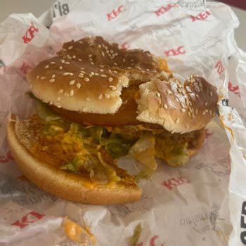 KFC Osmanağa Çalışan Personel Tutumu