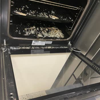 Franke Marka Fırının İç Camının Patlaması Üzerine Şikayetler