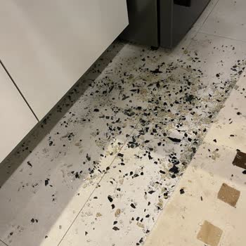 Franke Marka Fırının İç Camının Patlaması Üzerine Şikayetler