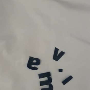 Mavi Den Kalitesiz Sweatshirt Üretimi