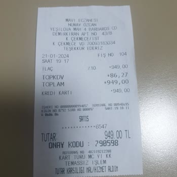 Mavi Eczanesi (Küçükçekmece) Hakaret Ederek Ücret İadesi Yapmıyor