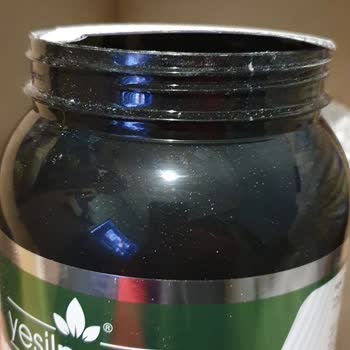 Yeşil Marka Protein Tozu Kutusunun Jelatinin Açık Olması