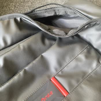 Samsonite проблемы с молнией на рюкзаке