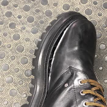 Boyner Mağazacılık Kusurlu Ürün Satımı Ve İlgisizlik