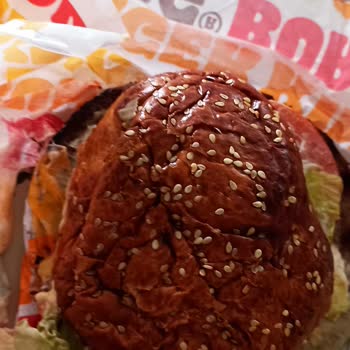 Tarsus Burger King Siparişi Yanmış Ve Bayat