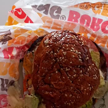 Tarsus Burger King Siparişi Yanmış Ve Bayat