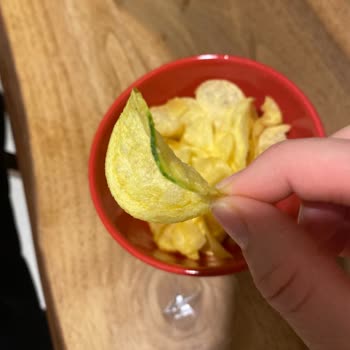 Lay's Paketinden Çıkan Yeşil Renkli Cips!