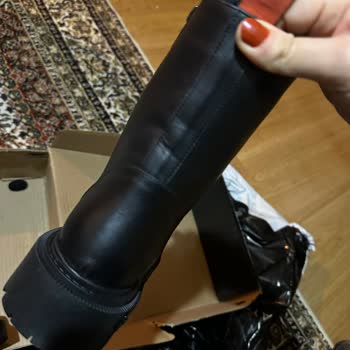 Ayakkabı Dünyası Hasarlı Ürün Satışı