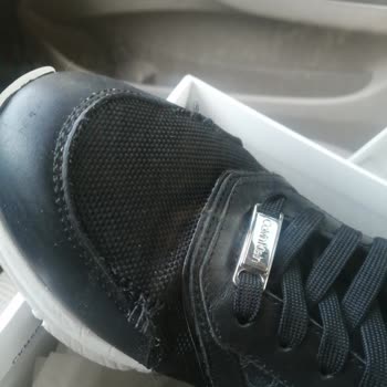 Calvin Klein İlgisizliği Ürünün Kötü