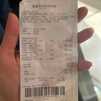 Agora AVM Rossmann Mağazasında Çalışanın Benim Numaramı Yazmadı